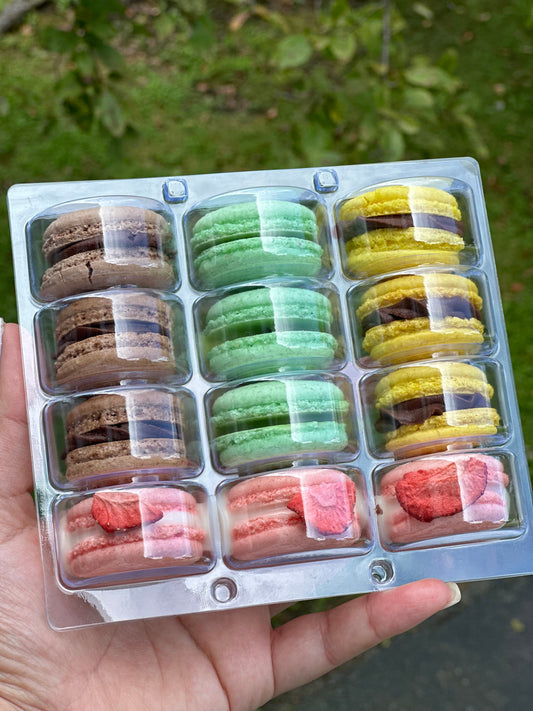 Mix-Box Macarons